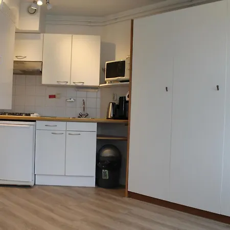 Апартаменты Zin In Zee 16 Де-Коог